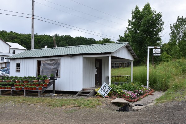 Shetler's Greenhouse and Produce