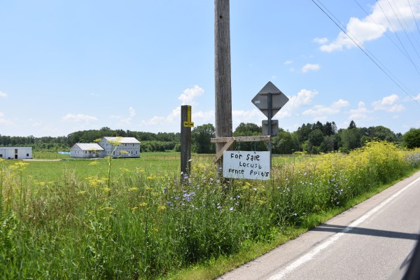 Locust Fence Post Sign