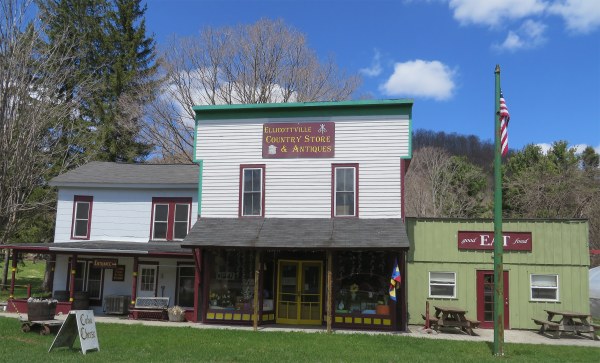 Front of Ellicottville Country Store & Antiques